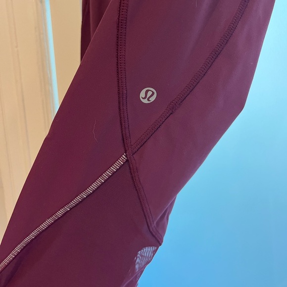 Lululemon capri leggings, size 6. - Picture 1 of 5